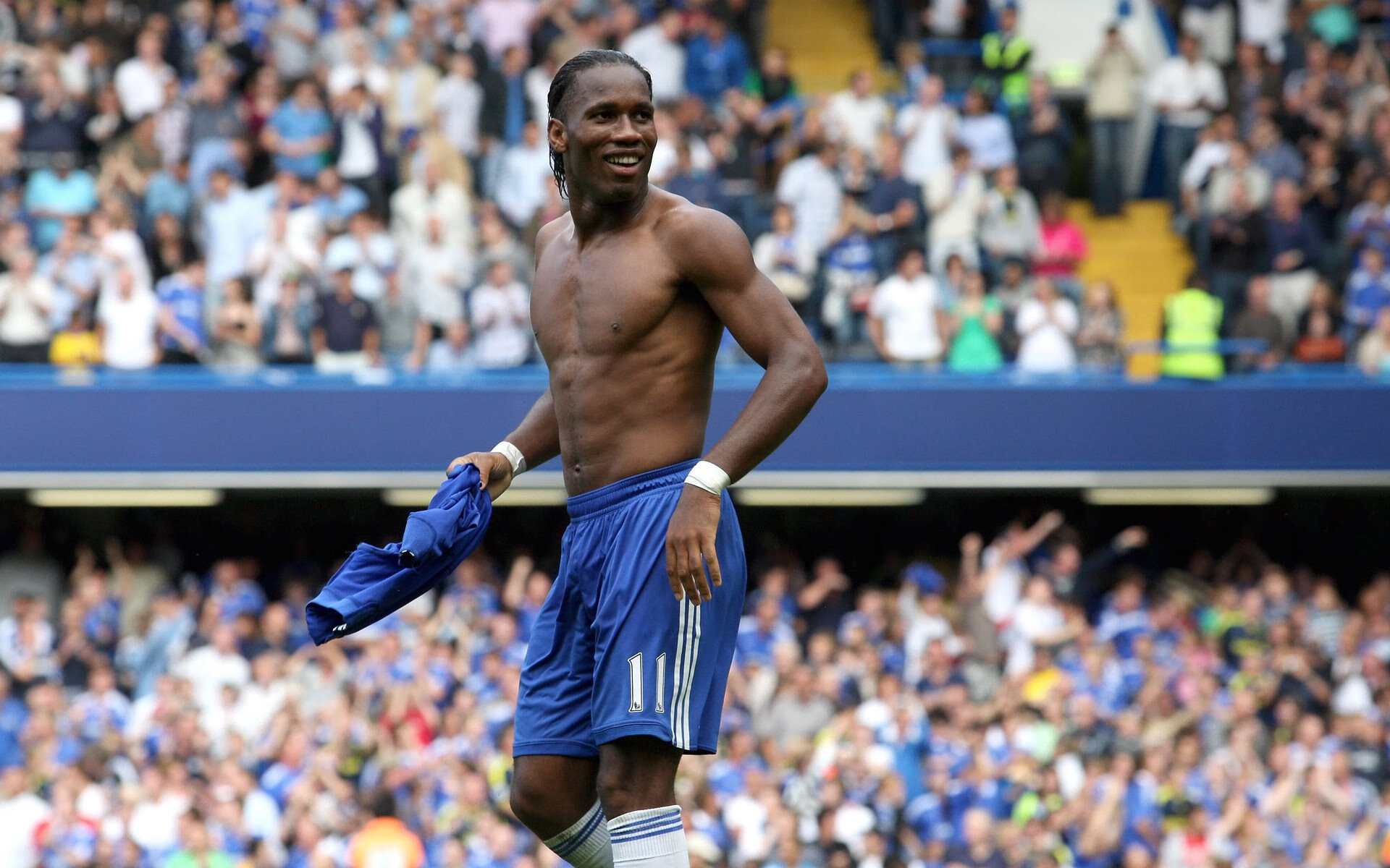 球迷故事：那些追逐偶像的青春岁月，球迷算不算追星