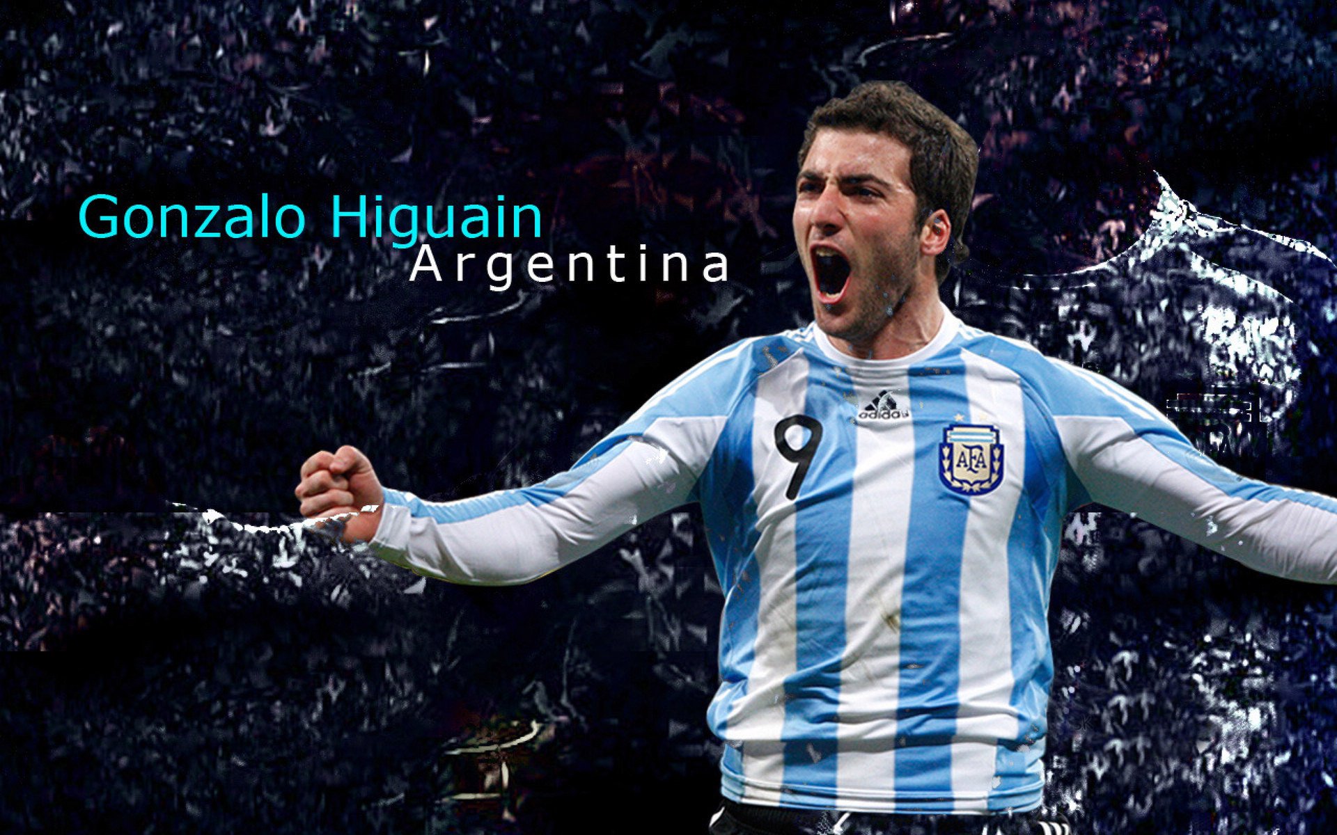 东亚杯中国足球晋级 球迷现场气氛热烈，东亚杯国足成绩