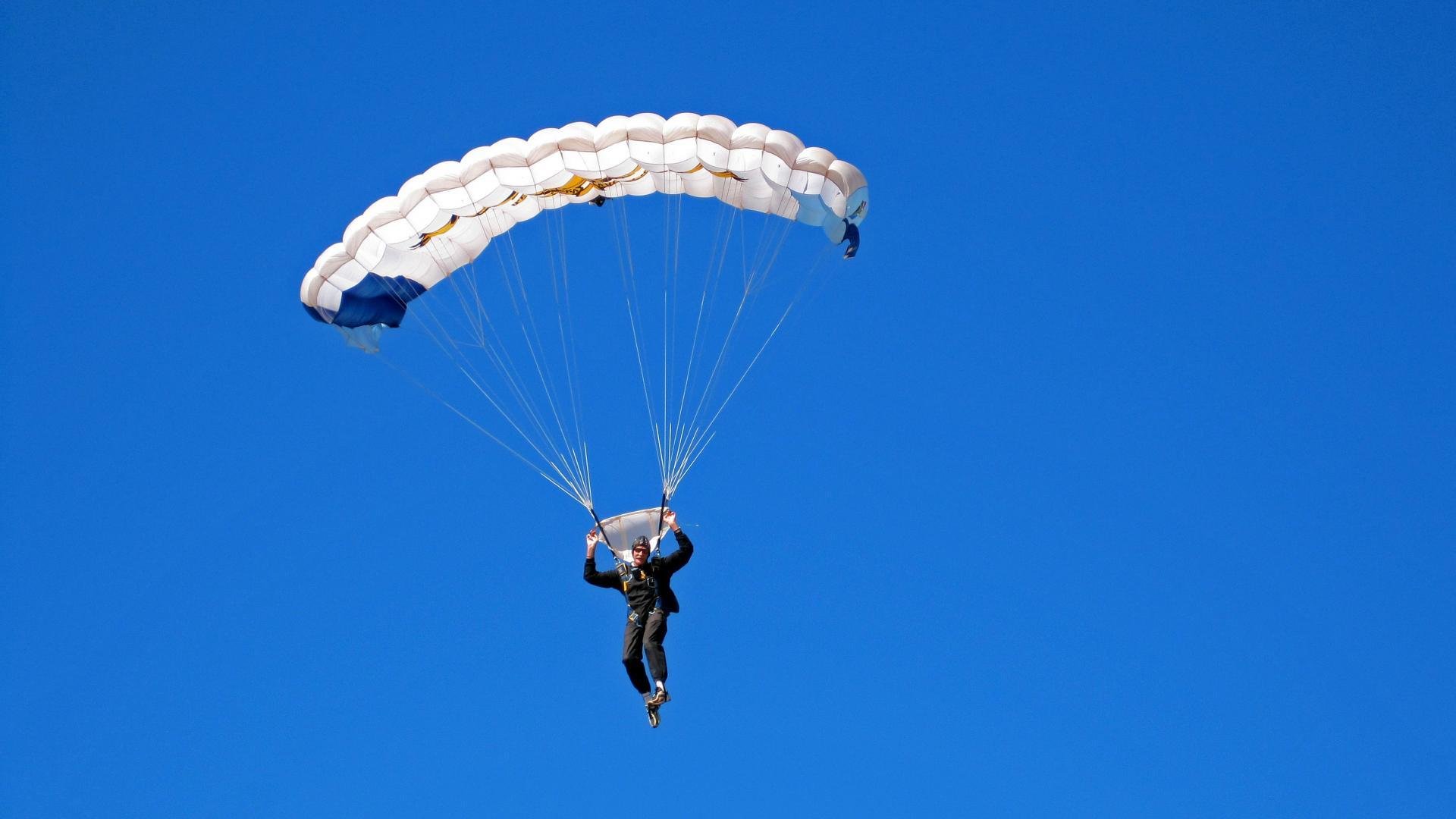 少儿街舞Battle日 小选手跳出超龄气场